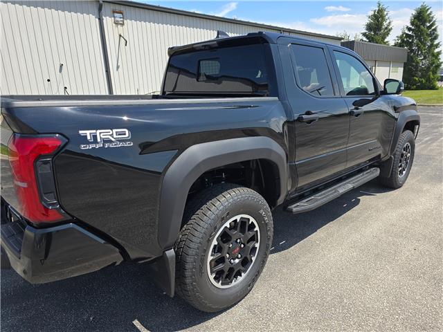 2025 Toyota Tacoma Hybrid Base (Stk: 2826) in Sarnia - Image 4 of 11