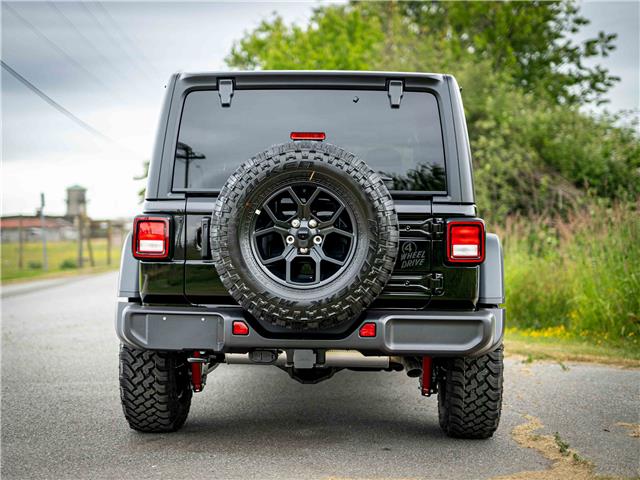 2025 Jeep Wrangler Sport (Stk: S605585) in Surrey - Image 5 of 25