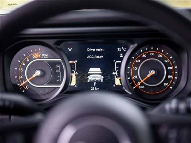 2025 Jeep Wrangler Sport (Stk: S605585) in Surrey - Image 13 of 25