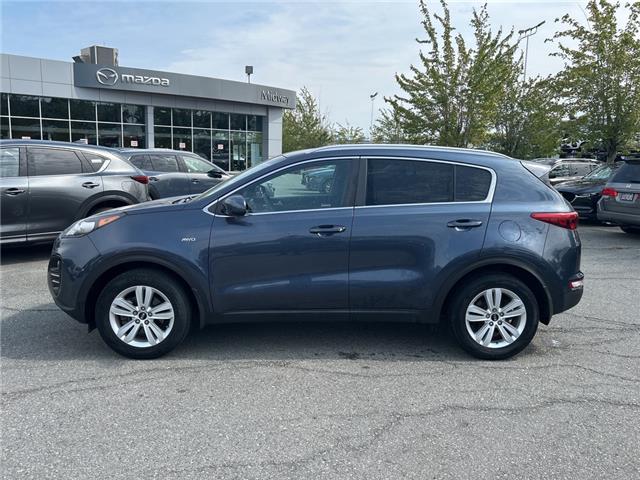 2018 Kia Sportage LX (Stk: 655003J) in Surrey - Image 2 of 15