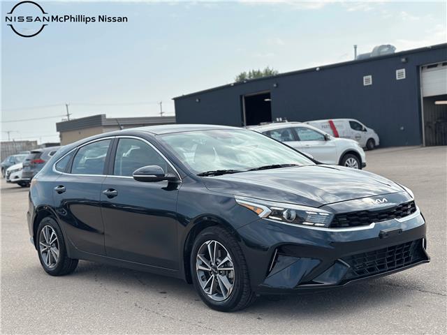 2023 Kia Forte5 EX (Stk: 25T8546AA) in Winnipeg - Image 1 of 23