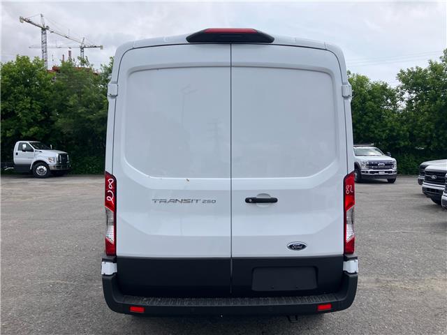 2025 Ford Transit-250 Cargo Base (Stk: 2503470) in Ottawa - Image 6 of 21