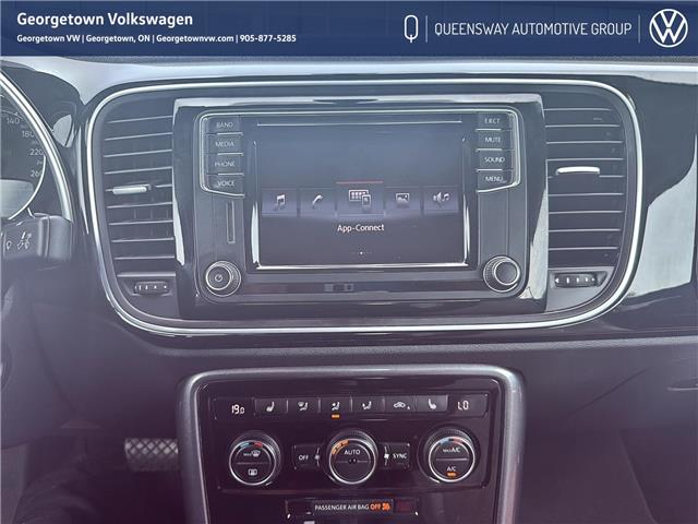 2017 Volkswagen Beetle 1.8 TSI Classic (Stk: P8895) in Georgetown - Image 13 of 20