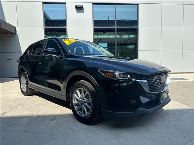 2022 Mazda CX-5 GX (Stk: 35932A) in East York - Image 1 of 20
