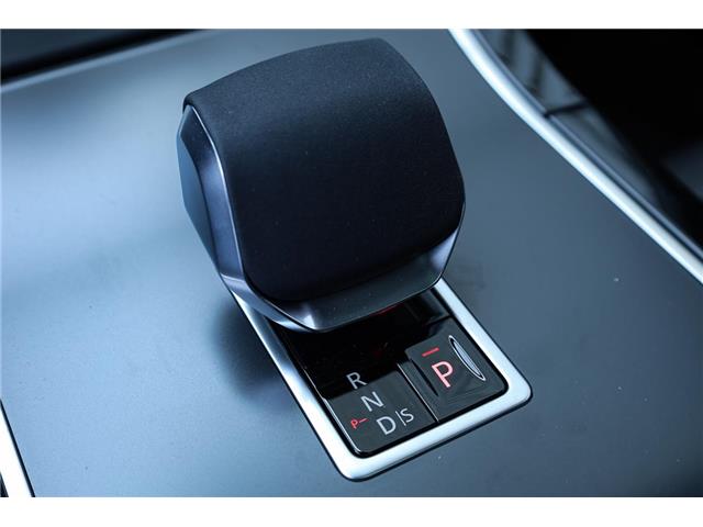 2025 Land Rover Range Rover Evoque Dynamic SE (Stk: RE68395-new) in London - Image 32 of 36 2025 Land Rover Range Rover Evoque Dynamic SE (Stk: RE68395-new) in London - Image 32 of 36