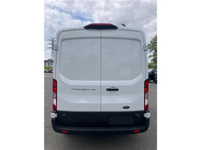 2025 Ford Transit-250 Cargo Base (Stk: 2501490) in Ottawa - Image 6 of 20