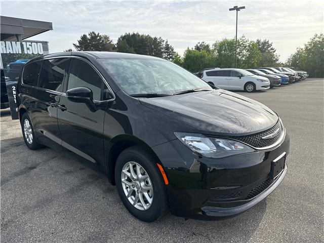2025 Chrysler Grand Caravan SXT (Stk: 25032) in Meaford - Image 3 of 13 2025 Chrysler Grand Caravan SXT (Stk: 25032) in Meaford - Image 3 of 13