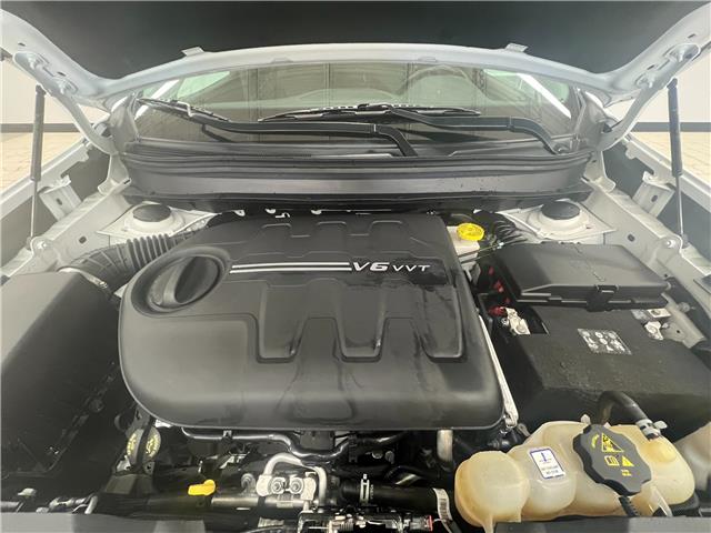 2021 Jeep Cherokee Altitude (Stk: D177145) in Courtenay - Image 11 of 18