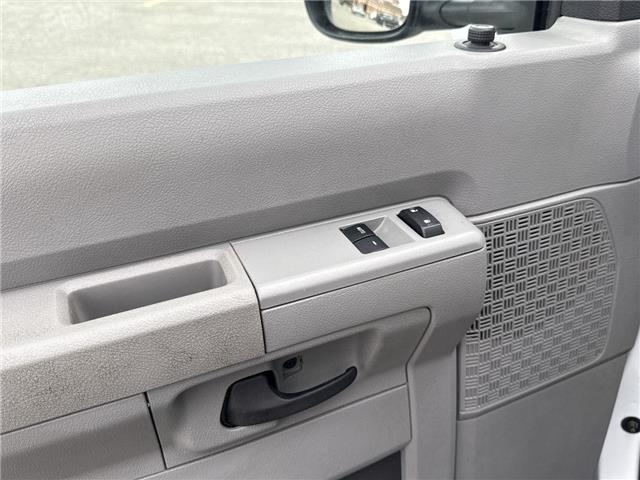 2022 Ford E-450 Cutaway (Stk: ATNP2011) in Vaughan - Image 13 of 35 2022 Ford E-450 Cutaway (Stk: ATNP2011) in Vaughan - Image 13 of 35