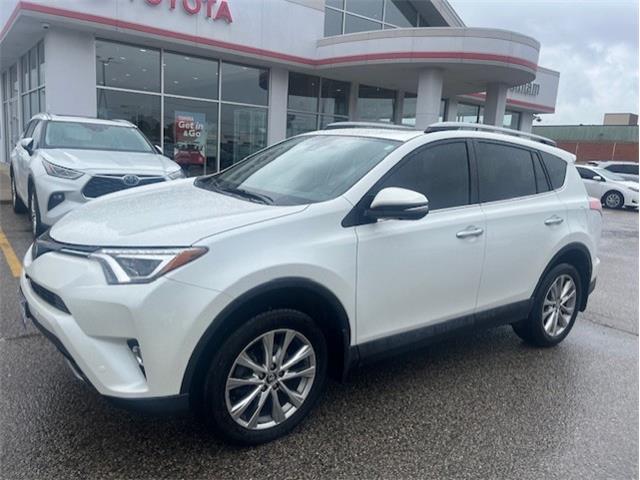 2018 Toyota RAV4 Limited (Stk: 47303A) in Chatham - Image 1 of 8