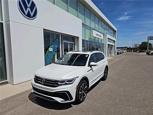 2022 Volkswagen Tiguan Highline R-Line White with 45,902km at $36,000