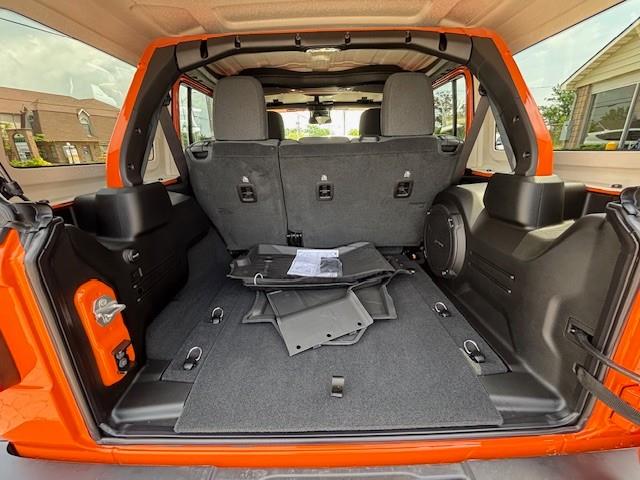 2025 Jeep Wrangler Sport (Stk: 7431) in Fort Erie - Image 7 of 8