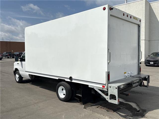 2023 Ford E-450 Cutaway  (Stk: ATNP1194) in Vaughan - Image 28 of 32