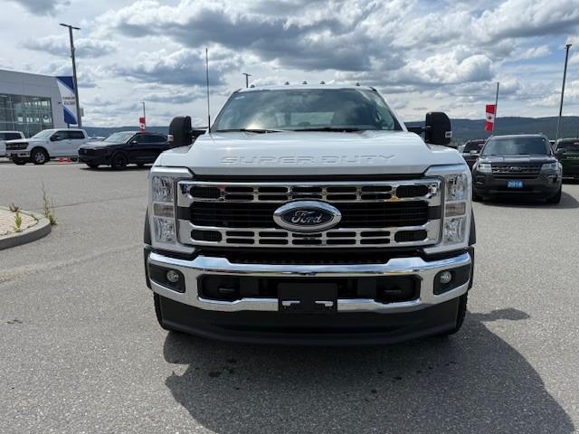 2025 Ford F-550 Chassis XLT (Stk: 5T086) in Williams Lake - Image 8 of 13