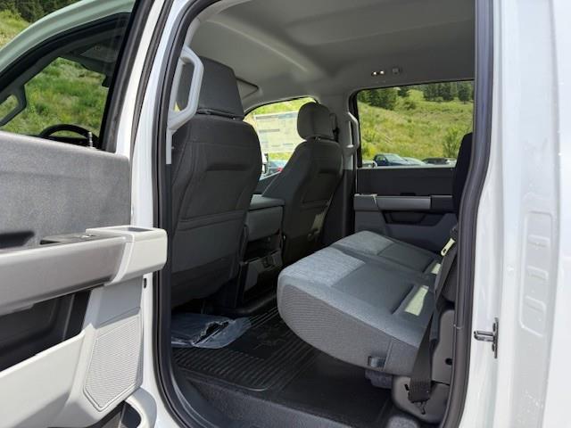 2025 Ford F-550 Chassis XLT (Stk: 5T086) in Williams Lake - Image 10 of 13