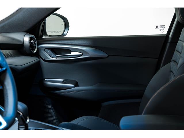 2024 Alfa Romeo Tonale Sprint (Stk: AR0583) in Calgary - Image 17 of 33