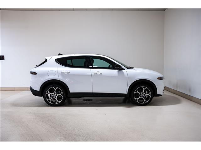 2024 Alfa Romeo Tonale Sprint (Stk: AR0583) in Calgary - Image 4 of 33