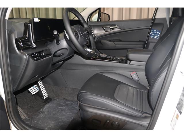 2025 Kia Sportage Plug-In Hybrid EX Premium (Stk: 26266) in Edmonton - Image 11 of 26 2025 Kia Sportage Plug-In Hybrid EX Premium (Stk: 26266) in Edmonton - Image 11 of 26
