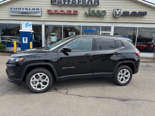 2025 Jeep Compass North (Stk: 7435) in Fort Erie - Image 1 of 16