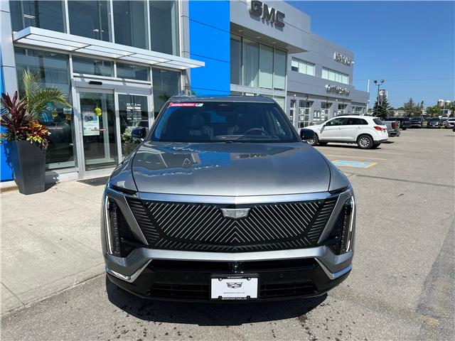 2026 Cadillac VISTIQ Premium Luxury (Stk: Z704744) in Newmarket - Image 2 of 33