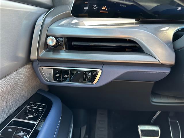 2026 Cadillac VISTIQ Premium Luxury (Stk: Z704744) in Newmarket - Image 18 of 33