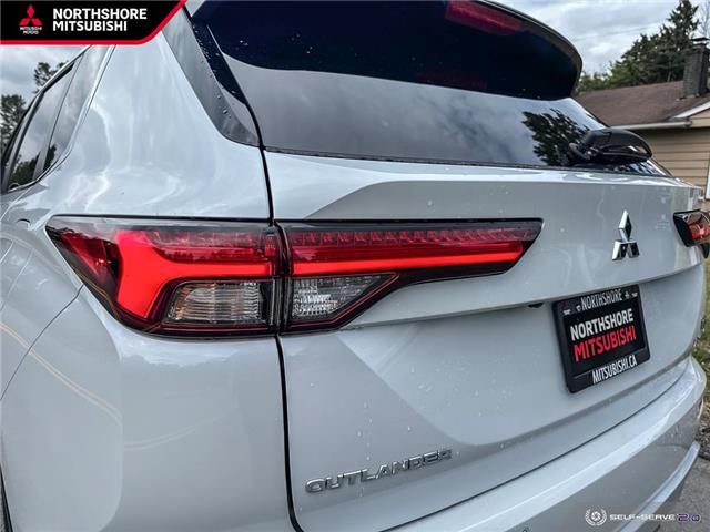 2025 Mitsubishi Outlander PHEV SE (Stk: 611242) in North Vancouver - Image 10 of 24
