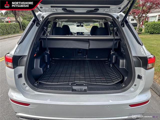 2025 Mitsubishi Outlander PHEV SE (Stk: 611242) in North Vancouver - Image 11 of 24