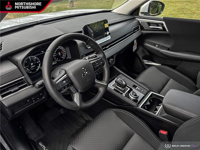 2025 Mitsubishi Outlander PHEV SE (Stk: 611242) in North Vancouver - Image 12 of 24