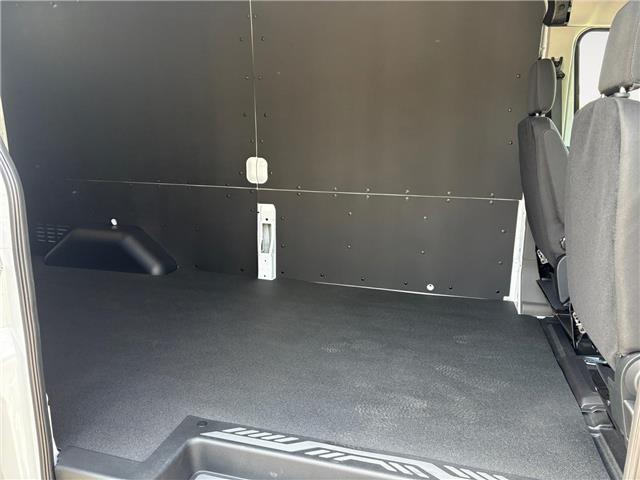 2025 Ford Transit-250 Cargo Base (Stk: 25T090) in ROCKY MOUNTAIN HOUSE - Image 13 of 15
