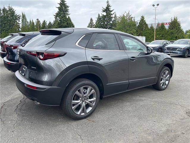 2025 Mazda CX-30 GS (Stk: 848924) in Surrey - Image 3 of 5