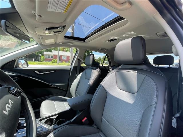 2025 Kia Niro SX (Stk: K25297) in Listowel - Image 16 of 27