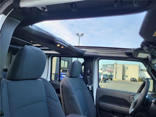 2025 Jeep Wrangler Sahara (Stk: 250301) in Windsor - Image 20 of 24 2025 Jeep Wrangler Sahara (Stk: 250301) in Windsor - Image 20 of 24
