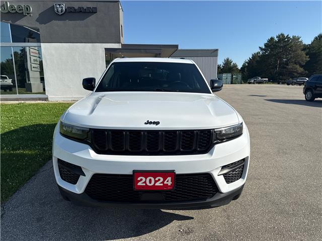2024 Jeep Grand Cherokee Laredo (Stk: 0177P) in Meaford - Image 2 of 13