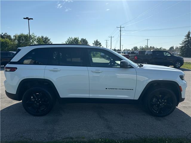 2024 Jeep Grand Cherokee Laredo (Stk: 0177P) in Meaford - Image 4 of 13