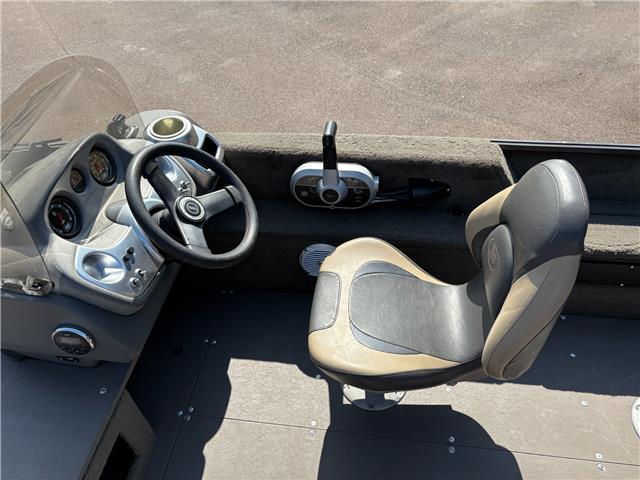 2017 Princecraft Holiday DLX TFT Tournament Fishing Team (Stk: B-72L617) in Moncton - Image 12 of 20