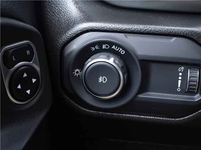 2023 Jeep Wrangler Sahara (Stk: PL3841) in Windsor - Image 11 of 29