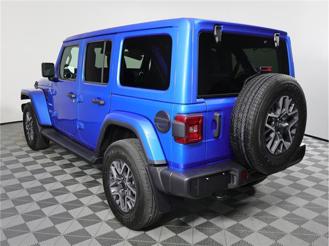 2024 Jeep Wrangler Sahara (Stk: L640) in Calgary - Image 9 of 22