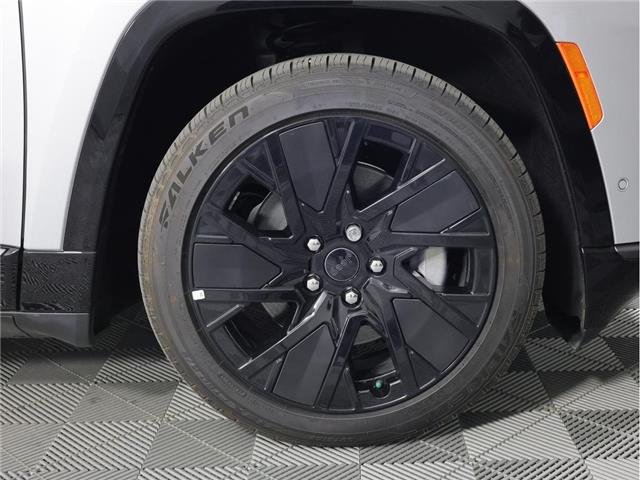 2025 Jeep Wagoneer S Base (Stk: 25J130) in Calgary - Image 4 of 20