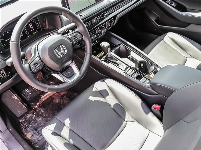 2025 Honda Accord Hybrid Touring (Stk: 2HA0295) in Stratford - Image 10 of 26