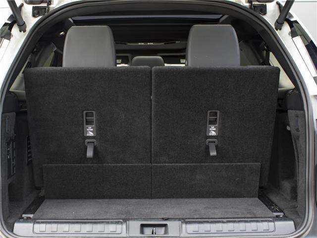 2023 Land Rover Discovery P360 S (Stk: LD82355) in Windsor - Image 9 of 31