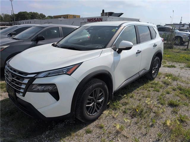 2024 Nissan Rogue S (Stk: P827) in Sarnia - Image 1 of 3