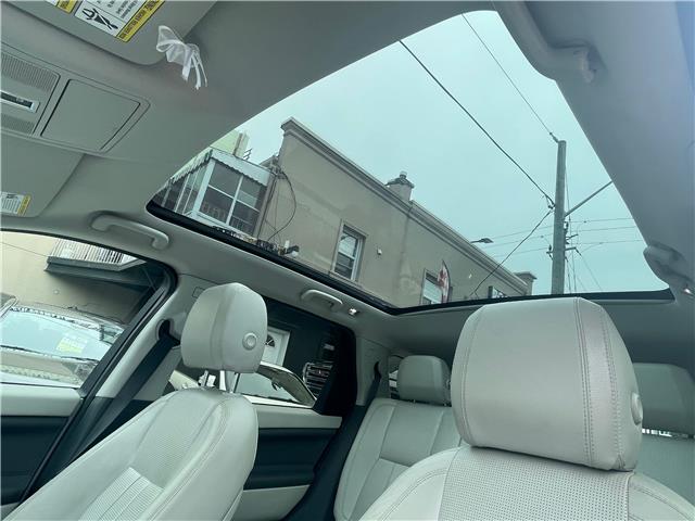 2016 Land Rover Discovery Sport HSE (Stk: L566392) in Scarborough - Image 13 of 21