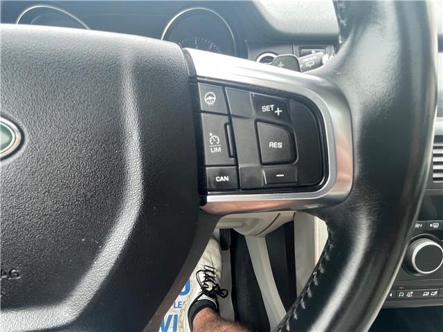2016 Land Rover Discovery Sport HSE (Stk: L566392) in Scarborough - Image 16 of 21