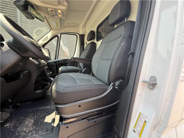 2025 RAM ProMaster 1500 Low Roof (Stk: 25380) in London - Image 7 of 12