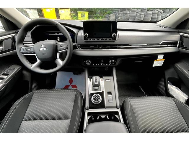 2025 Mitsubishi Outlander PHEV ES (Stk: 25P8893) in Cranbrook - Image 5 of 13