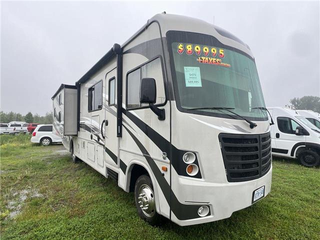 2016 Ford F-53 Motorhome Chassis Base (Stk: A05645) in Sudbury - Image 1 of 23