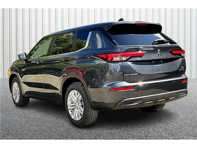 2025 Mitsubishi Outlander PHEV ES (Stk: 25P7339) in Cranbrook - Image 3 of 13