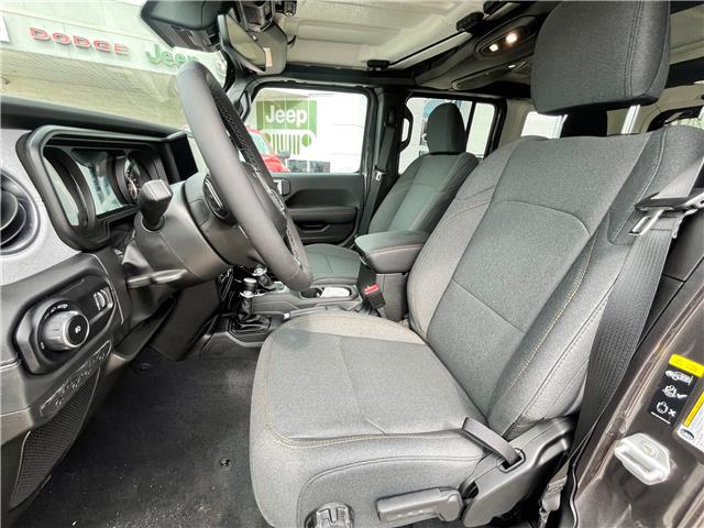 2025 Jeep Wrangler Sahara (Stk: 25-336) in Sarnia - Image 7 of 17