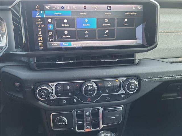 2025 Jeep Wrangler Sahara (Stk: 250308) in Windsor - Image 15 of 24