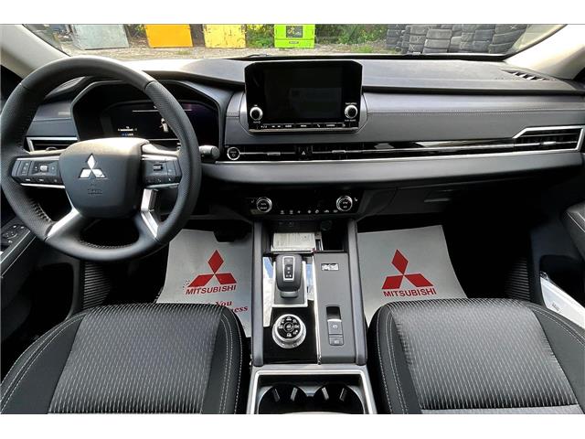 2025 Mitsubishi Outlander PHEV ES (Stk: 25P5858) in Cranbrook - Image 5 of 13